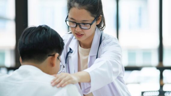 Sunat Anak di Cimahi: Metode Terbaru Minim Rasa Sakit